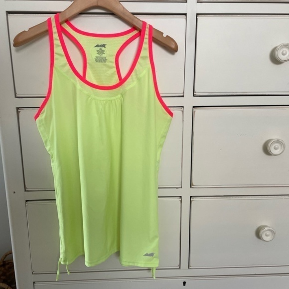 Avia highlighter yellow and ping two-tone tank